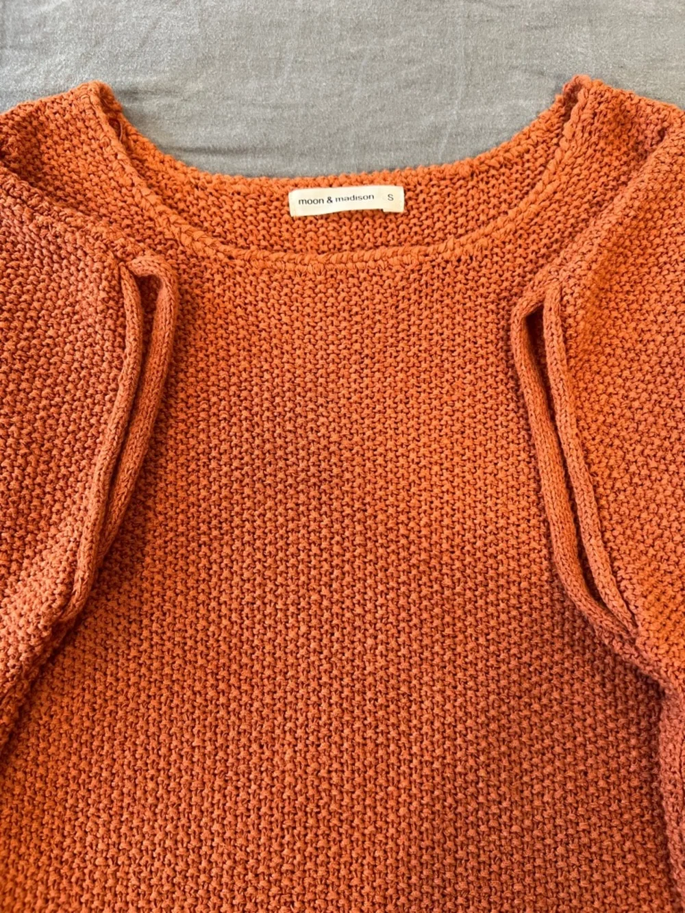 moon & madison Burnt Orange Short-Sleeve Scoop Neck Knit Sweater - Picture 4 of 7